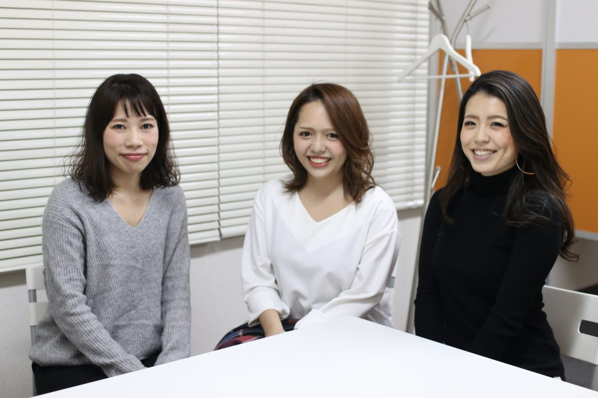 人が集まるサロン 転職がすぐ決まる人ってどんな人 求人エージェントがみたマツエク業界アイリストの転職事情 キレイビズメディア